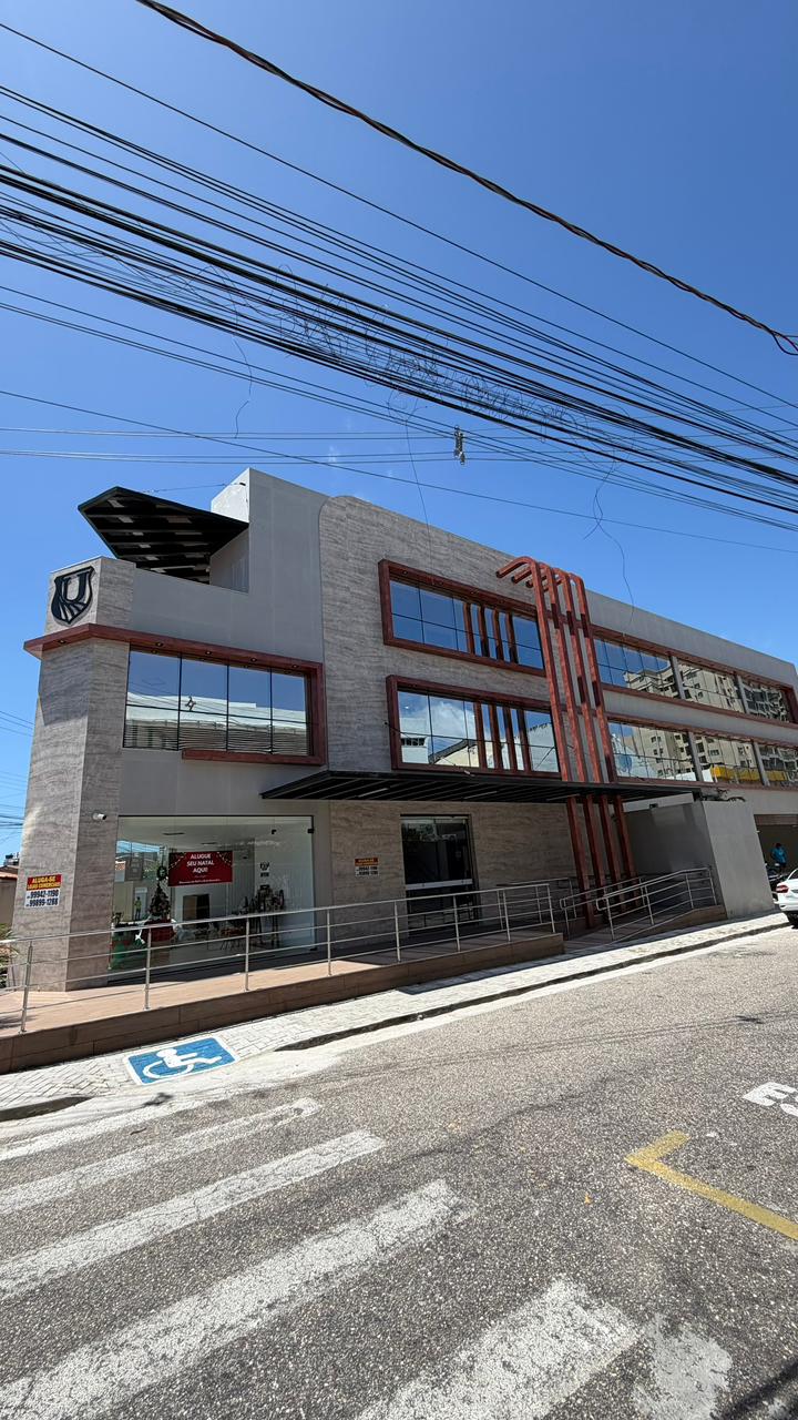 Fachada do Urquiza Leal Mall